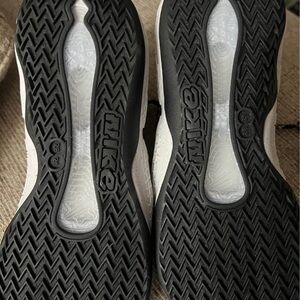 Nike Black and White Sneakers with Herringbone Tread